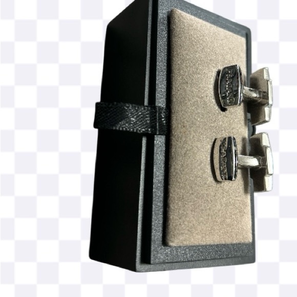 Silver Cufflinks - Picture 2 of 4